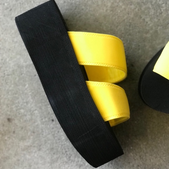 Cherish Neon Flip Flop Wedge Flatform Sandal 10 - Picture 2 of 8